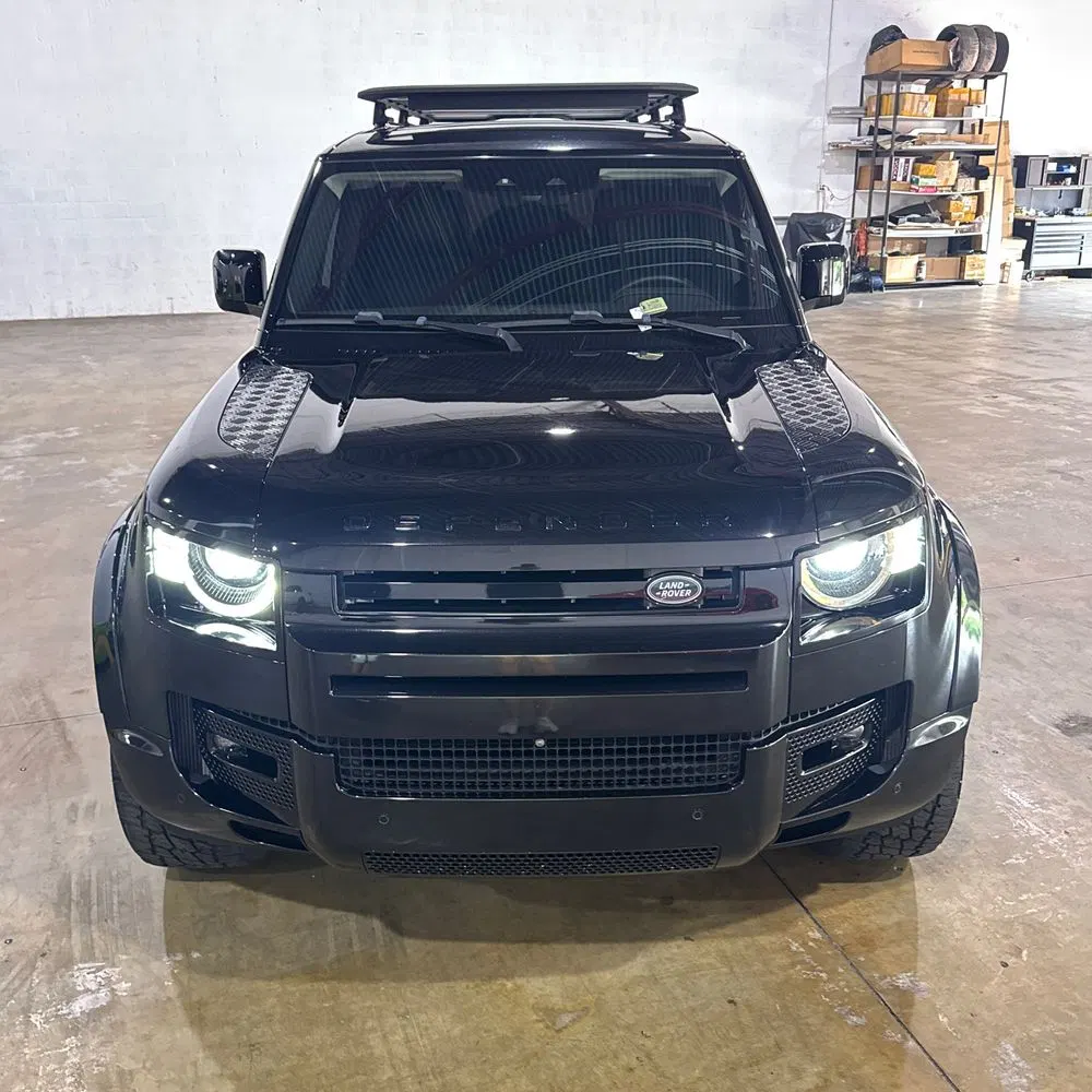 2020 Land Rover Defender 110 SE