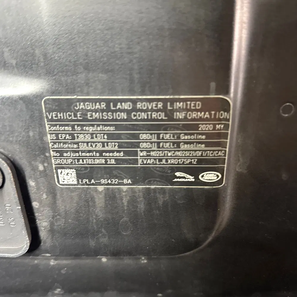 2020 Land Rover Defender 110 SE