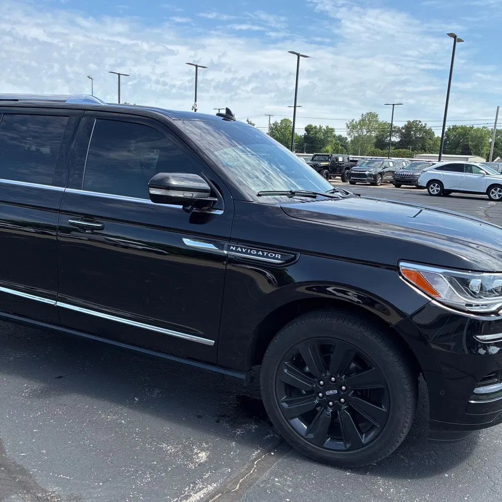 2024 Lincoln Navigator L Reserve