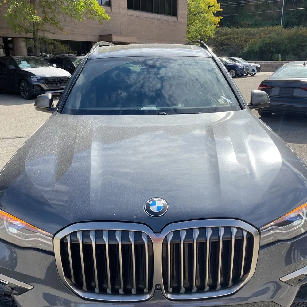2022 BMW X7 M50i