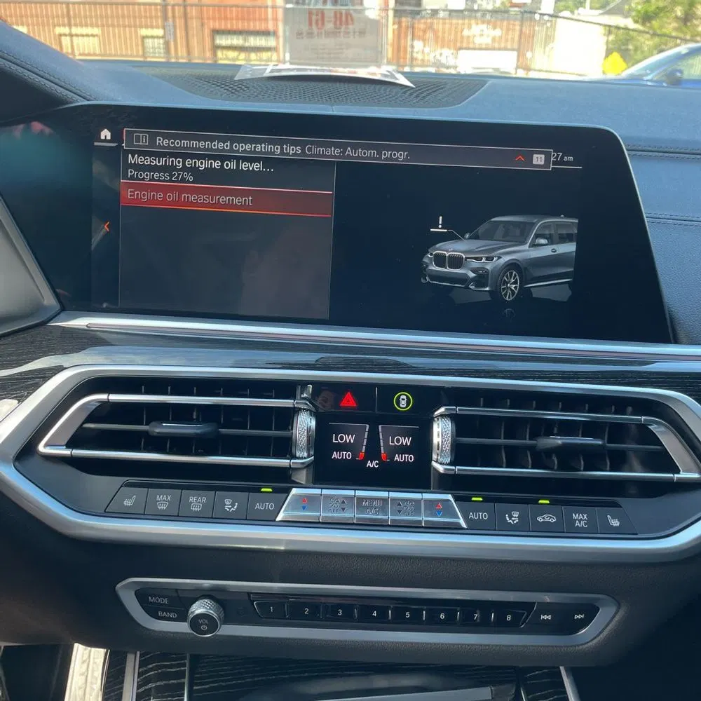 2022 BMW X7 M50i