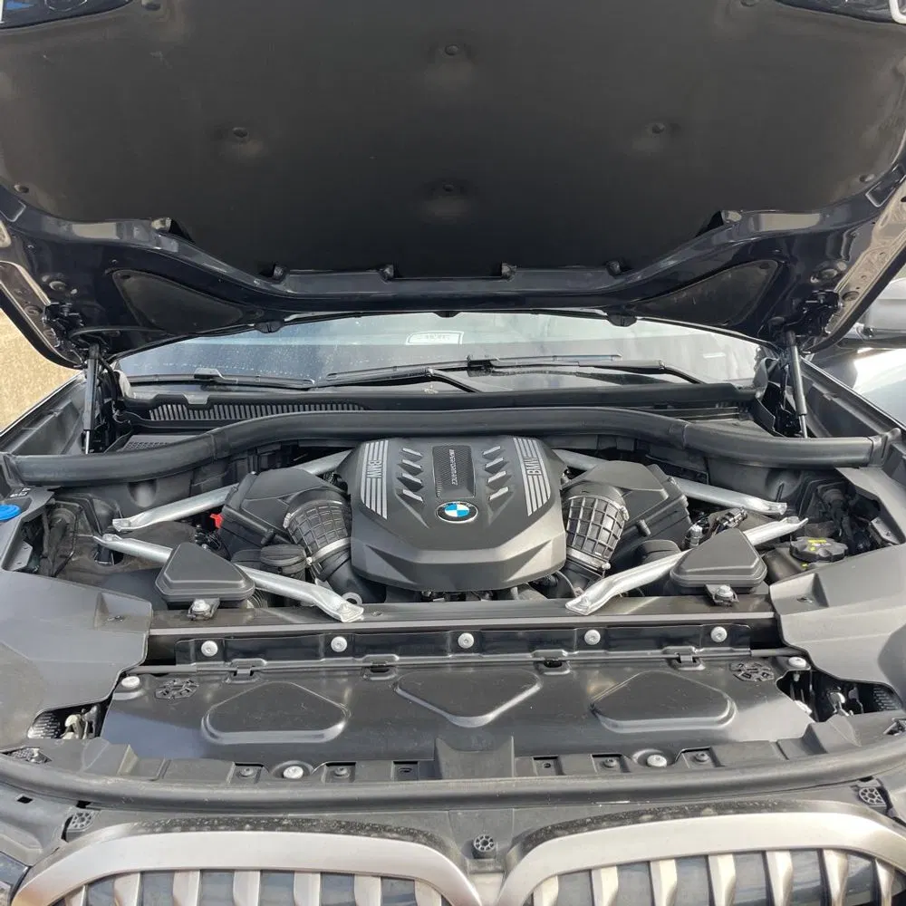 2022 BMW X7 M50i