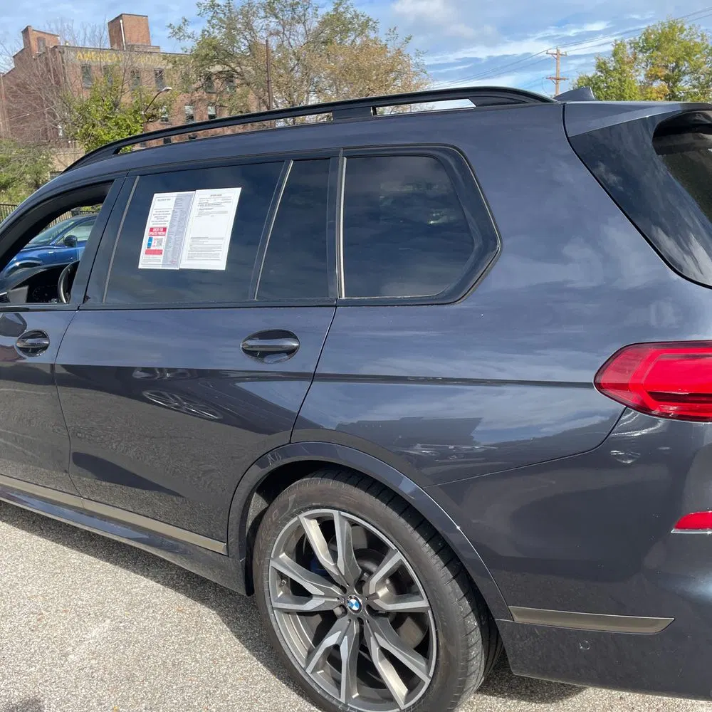 2022 BMW X7 M50i