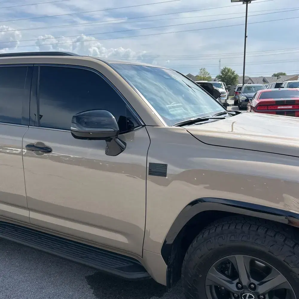 2025 Lexus LX 700h Overtrail