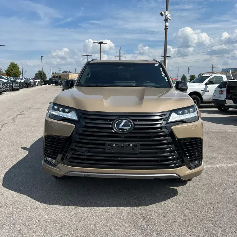 2025 Lexus LX 700h Overtrail