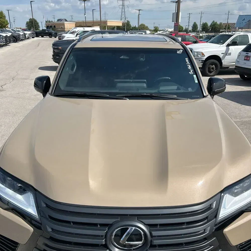 2025 Lexus LX 700h Overtrail