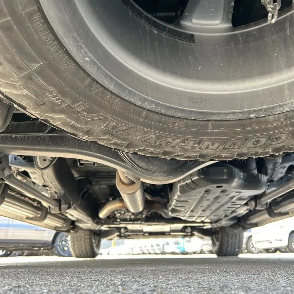 2025 Lexus LX 700h Overtrail