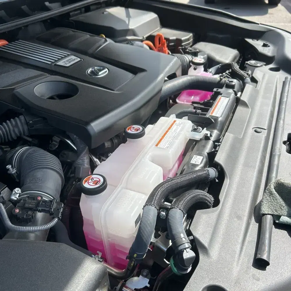 2025 Lexus LX 700h Overtrail