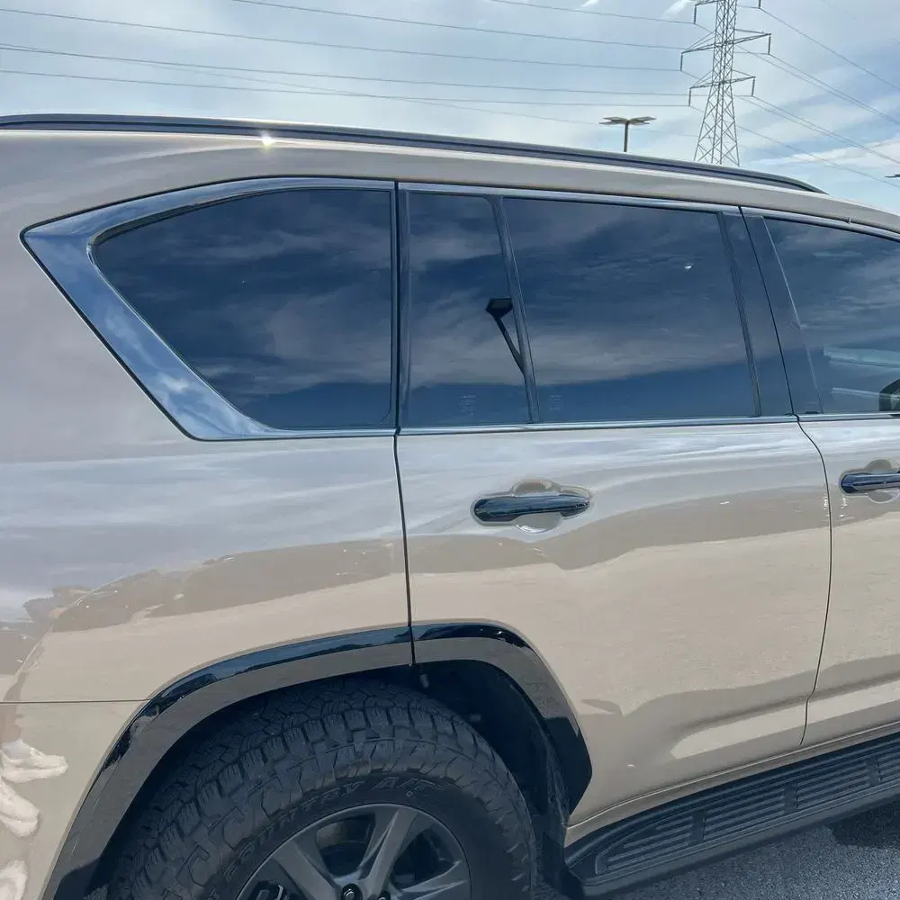 2025 Lexus LX 700h Overtrail