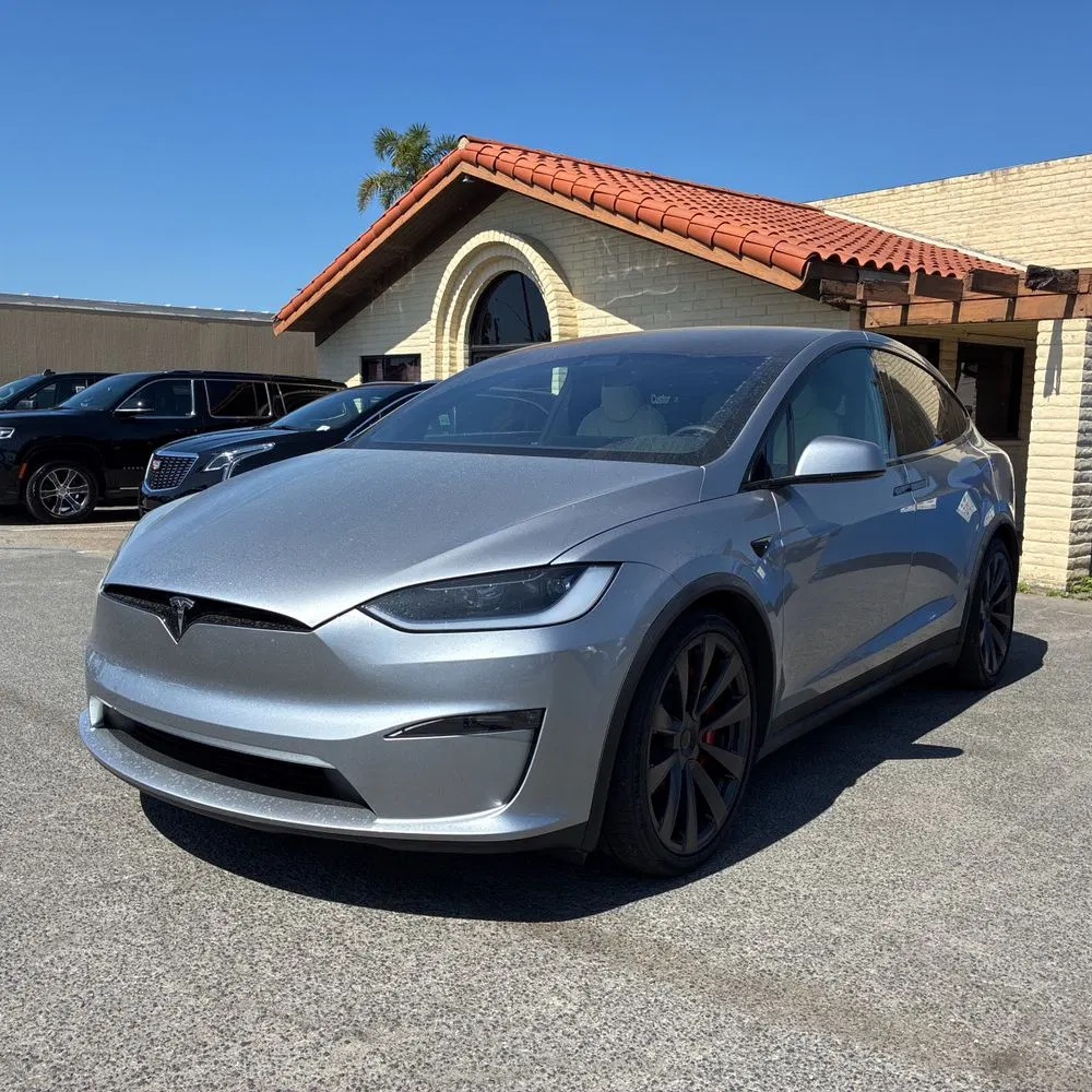2025 Tesla Model X Plaid