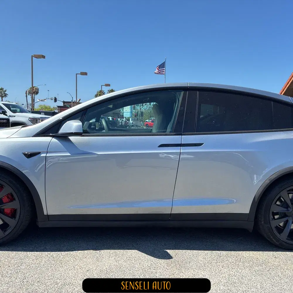 2025 Tesla Model X Plaid
