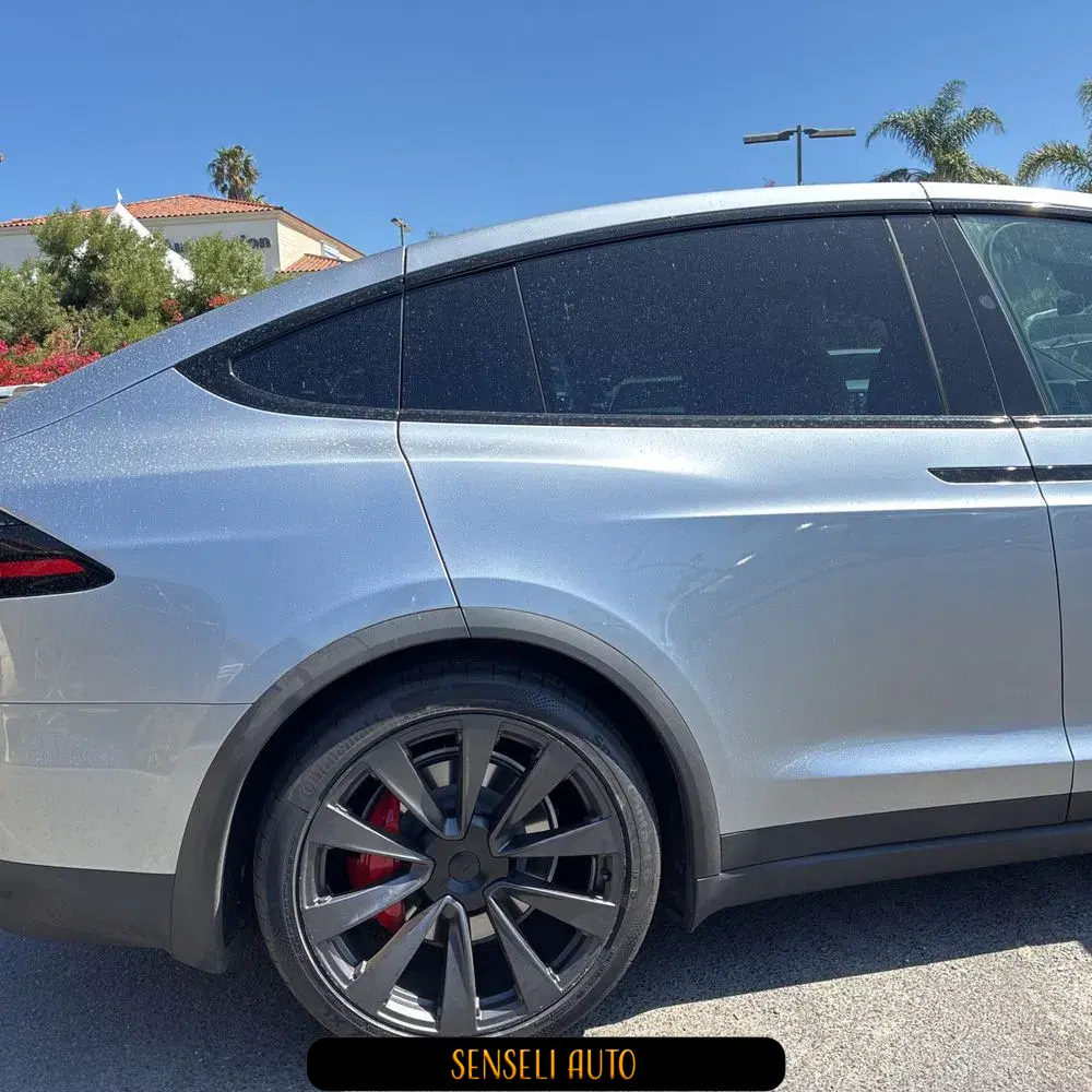 2025 Tesla Model X Plaid