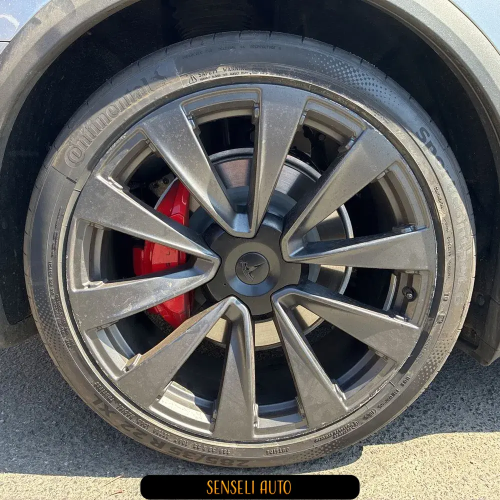 2025 Tesla Model X Plaid