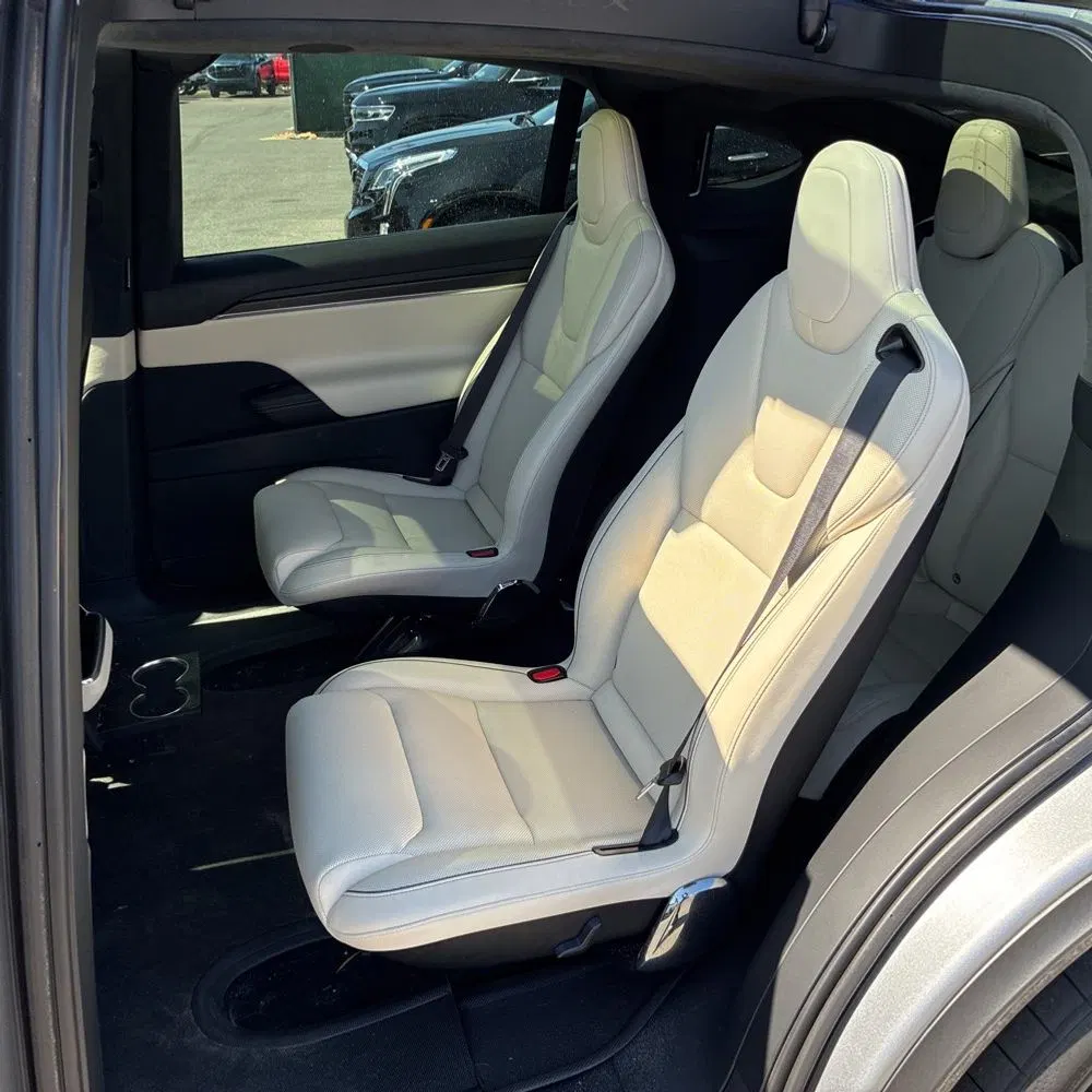 2025 Tesla Model X Plaid