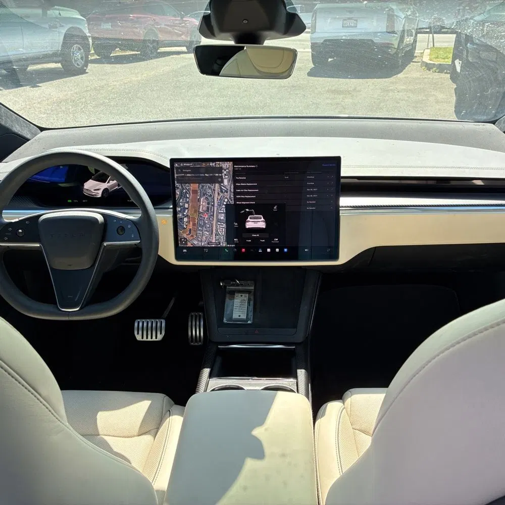 2025 Tesla Model X Plaid