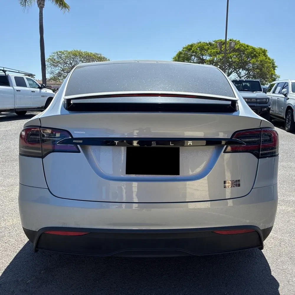 2025 Tesla Model X Plaid