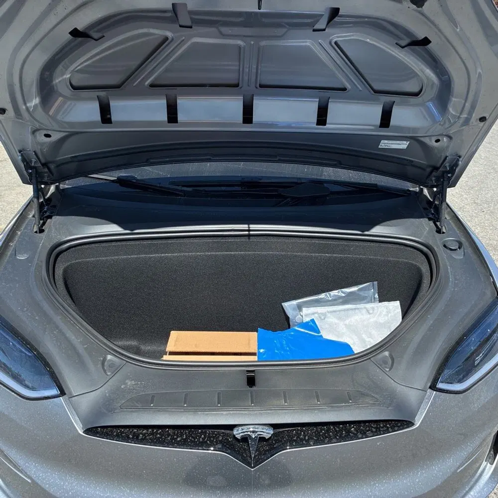 2025 Tesla Model X Plaid