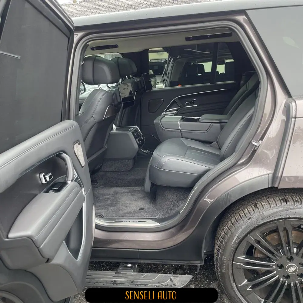 2023 Land Rover Range Rover First Edition