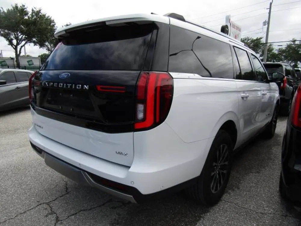 2025 Ford Expedition Max Platinum