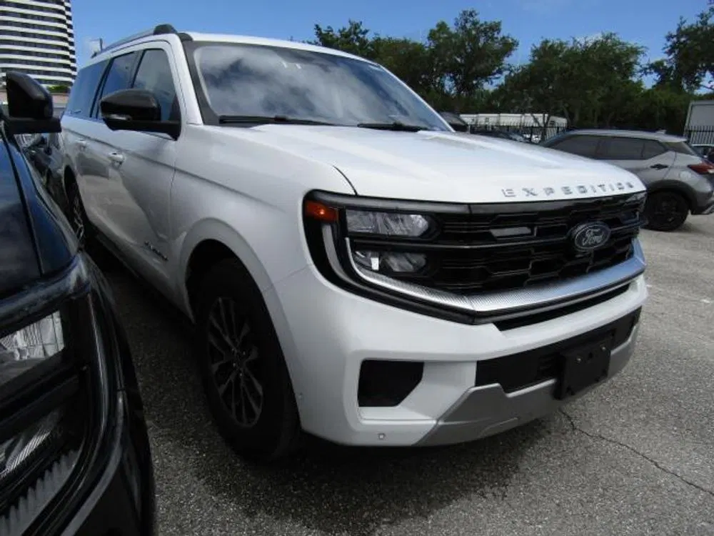 2025 Ford Expedition Max Platinum