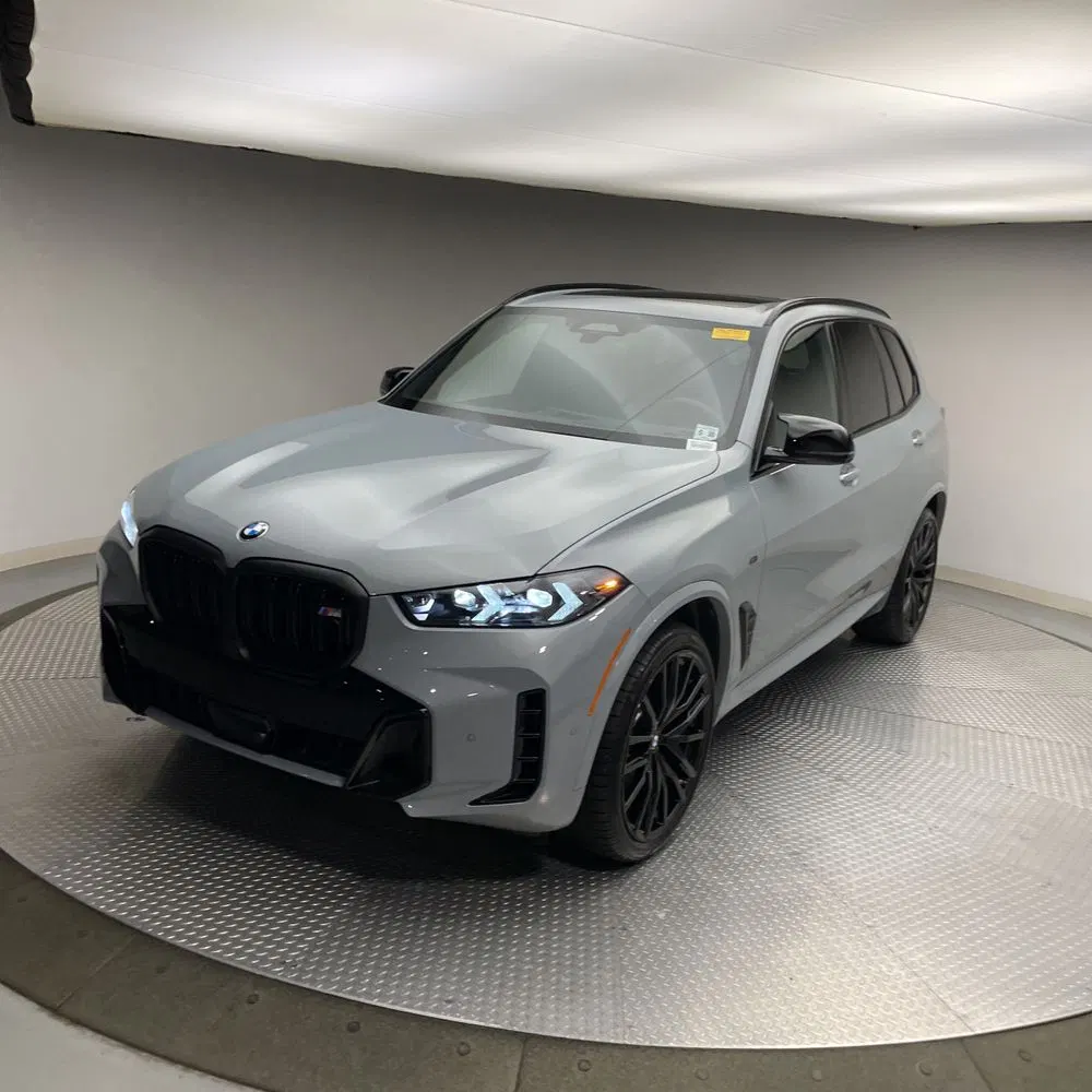 2025 BMW X5 M60i