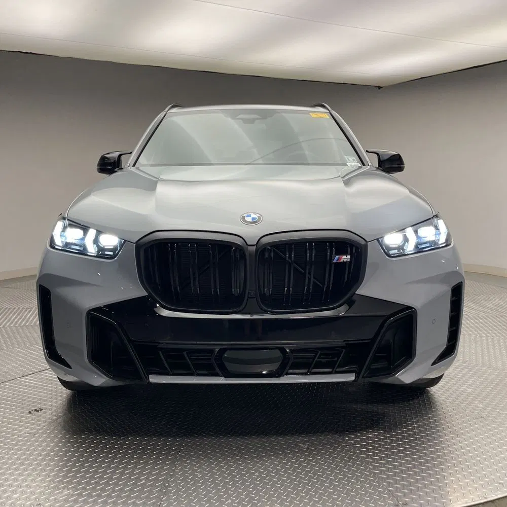 2025 BMW X5 M60i