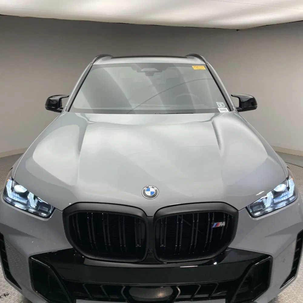 2025 BMW X5 M60i