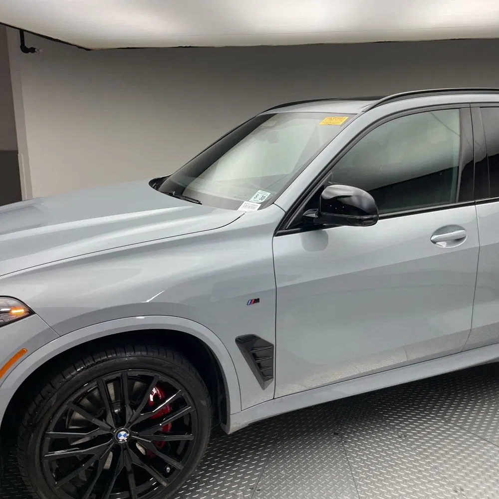 2025 BMW X5 M60i