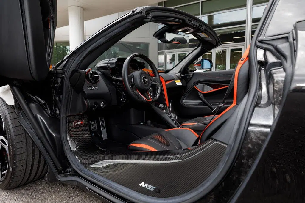 2024 McLaren 750S Spider RWD