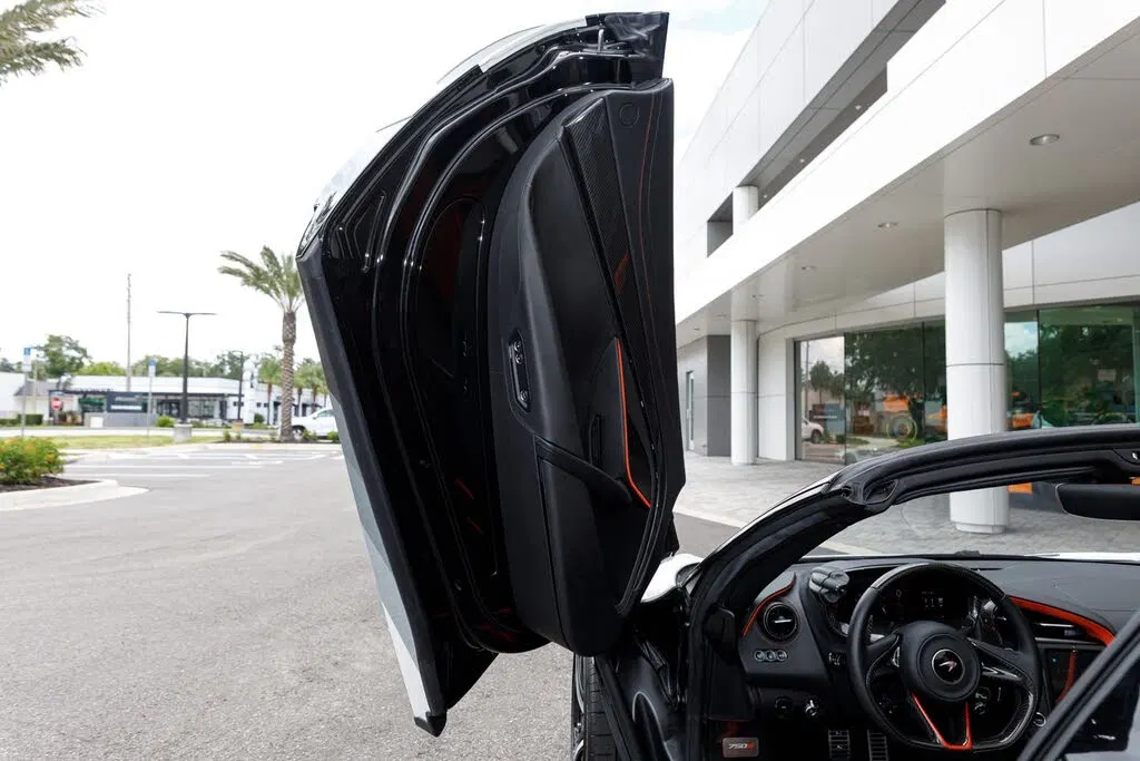 2024 McLaren 750S Spider RWD