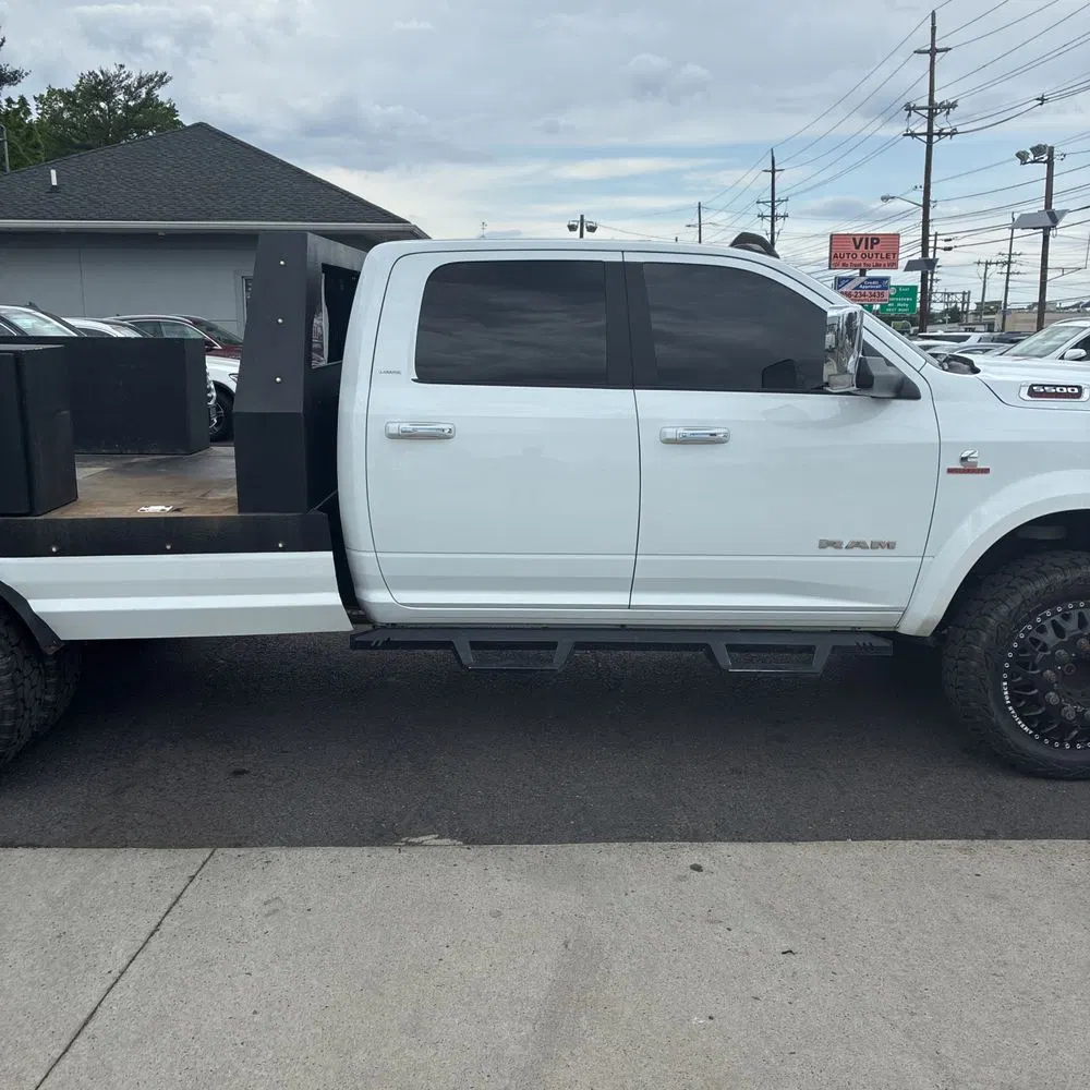 2022 Ram 5500 Chassis Tradesman/SLT/Laramie/Limited