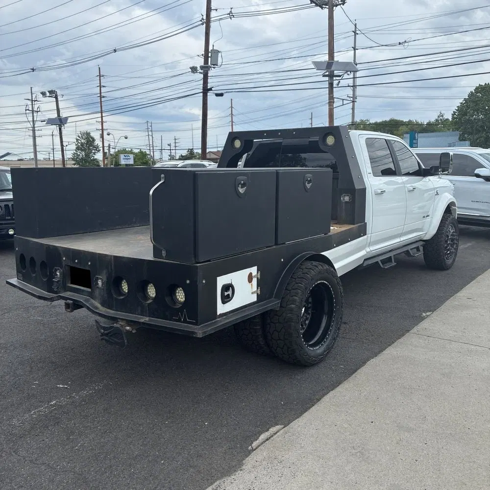 2022 Ram 5500 Chassis Tradesman/SLT/Laramie/Limited