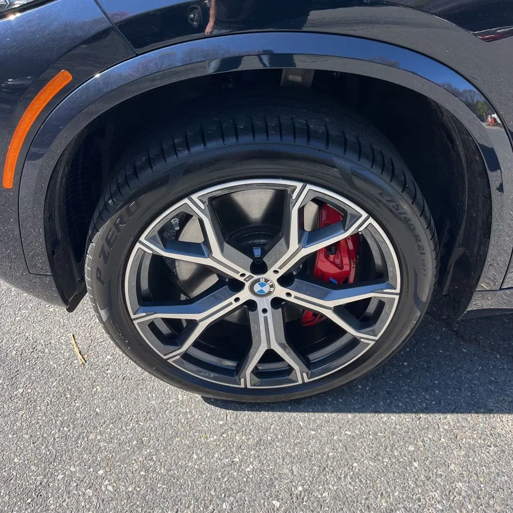 2024 BMW X5 M60i