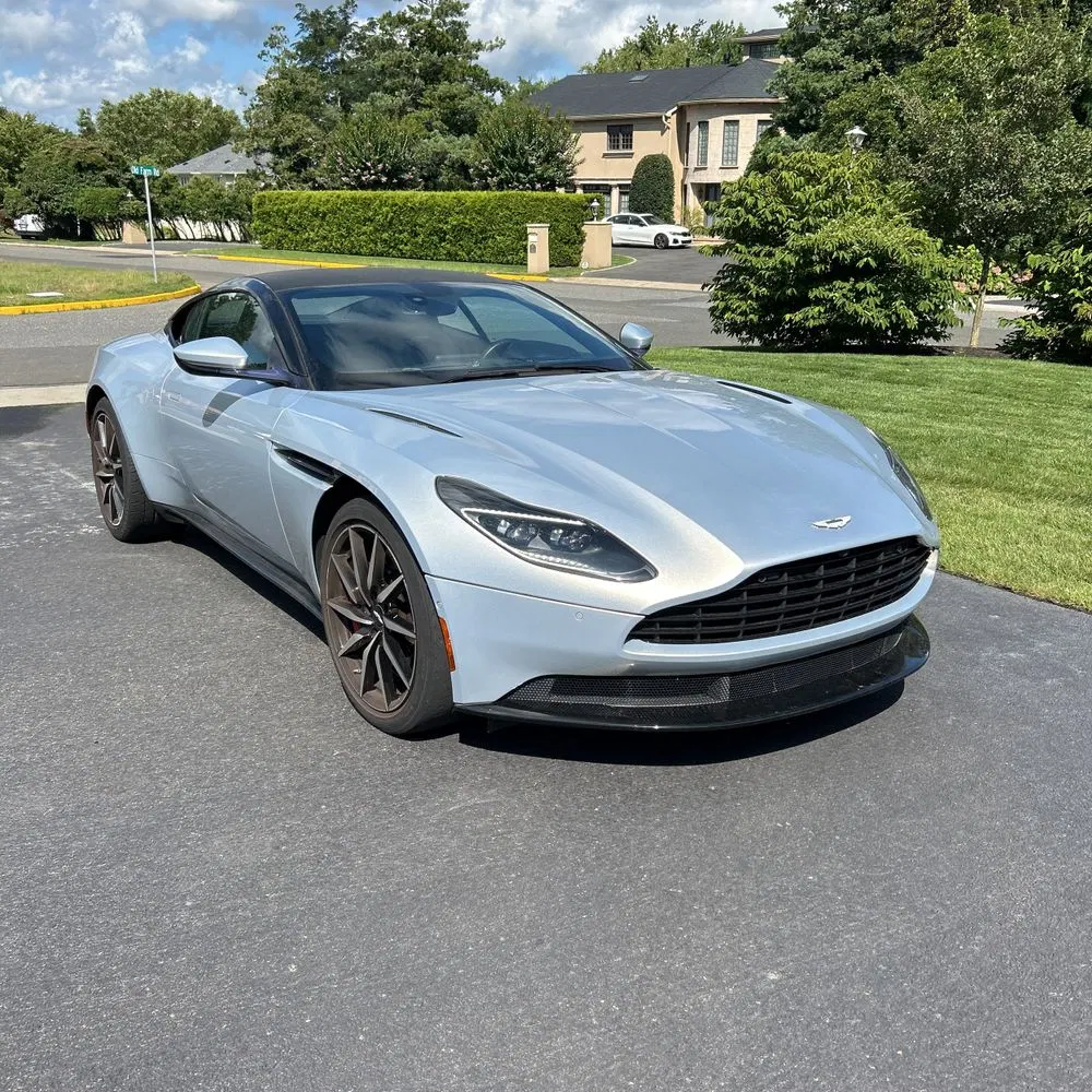 2018 Aston Martin DB11 Base
