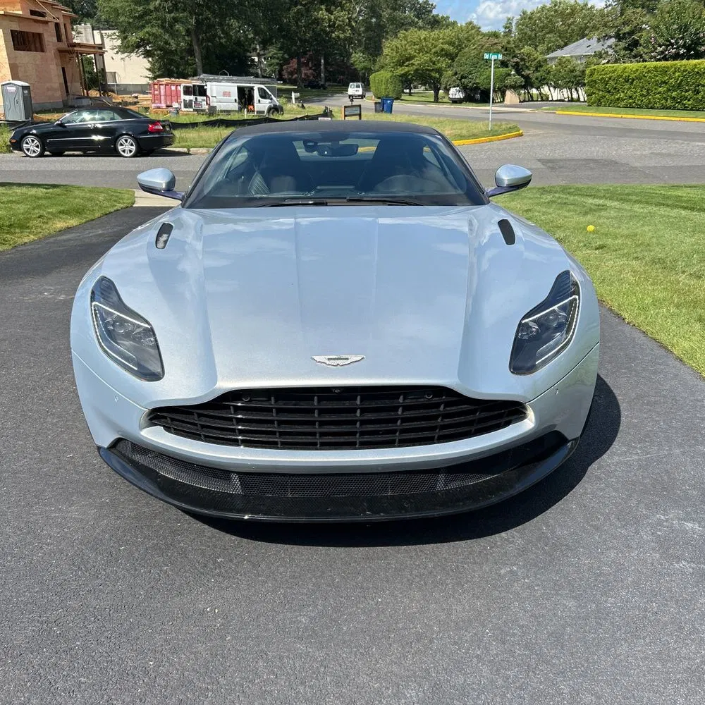 2018 Aston Martin DB11 Base