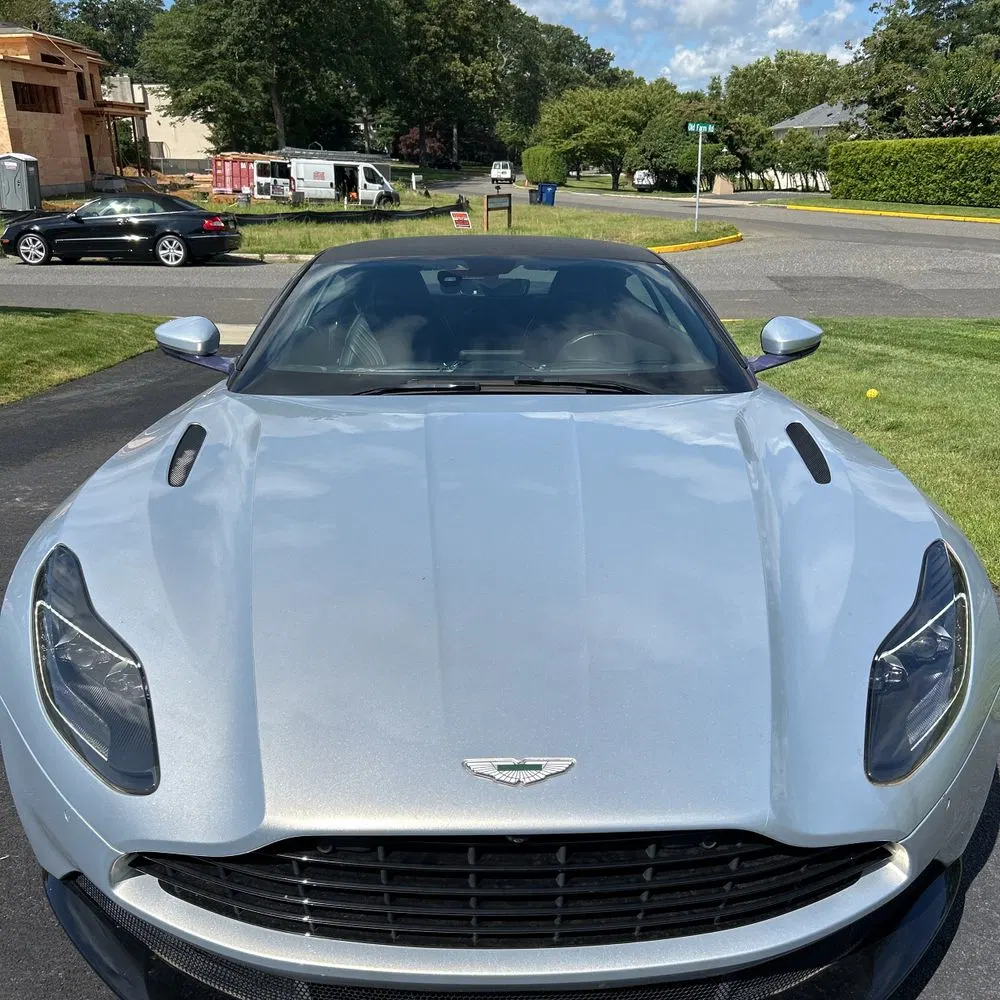 2018 Aston Martin DB11 Base