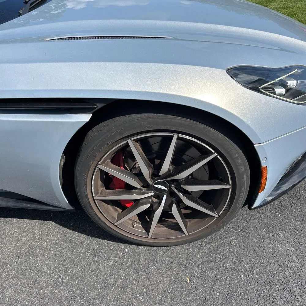 2018 Aston Martin DB11 Base