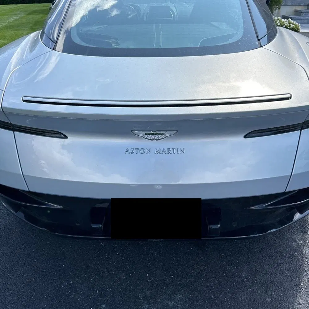 2018 Aston Martin DB11 Base