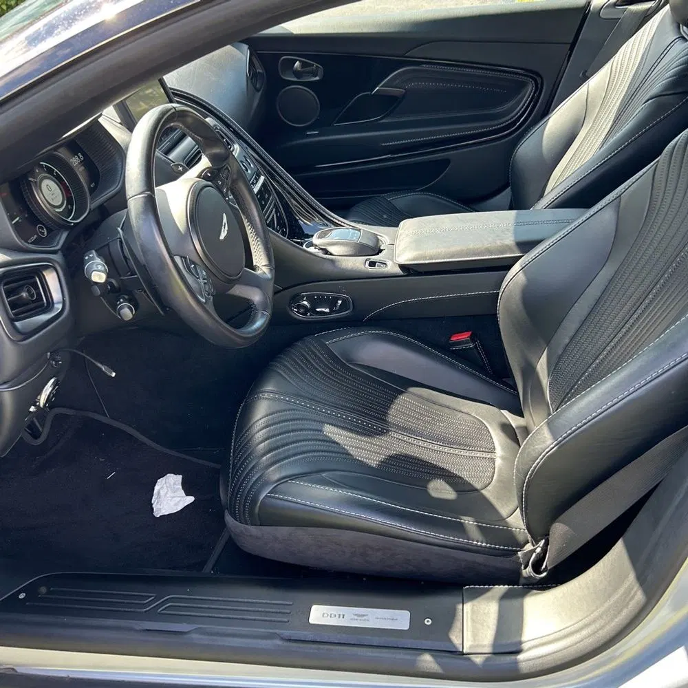 2018 Aston Martin DB11 Base