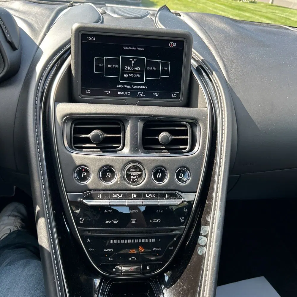 2018 Aston Martin DB11 Base