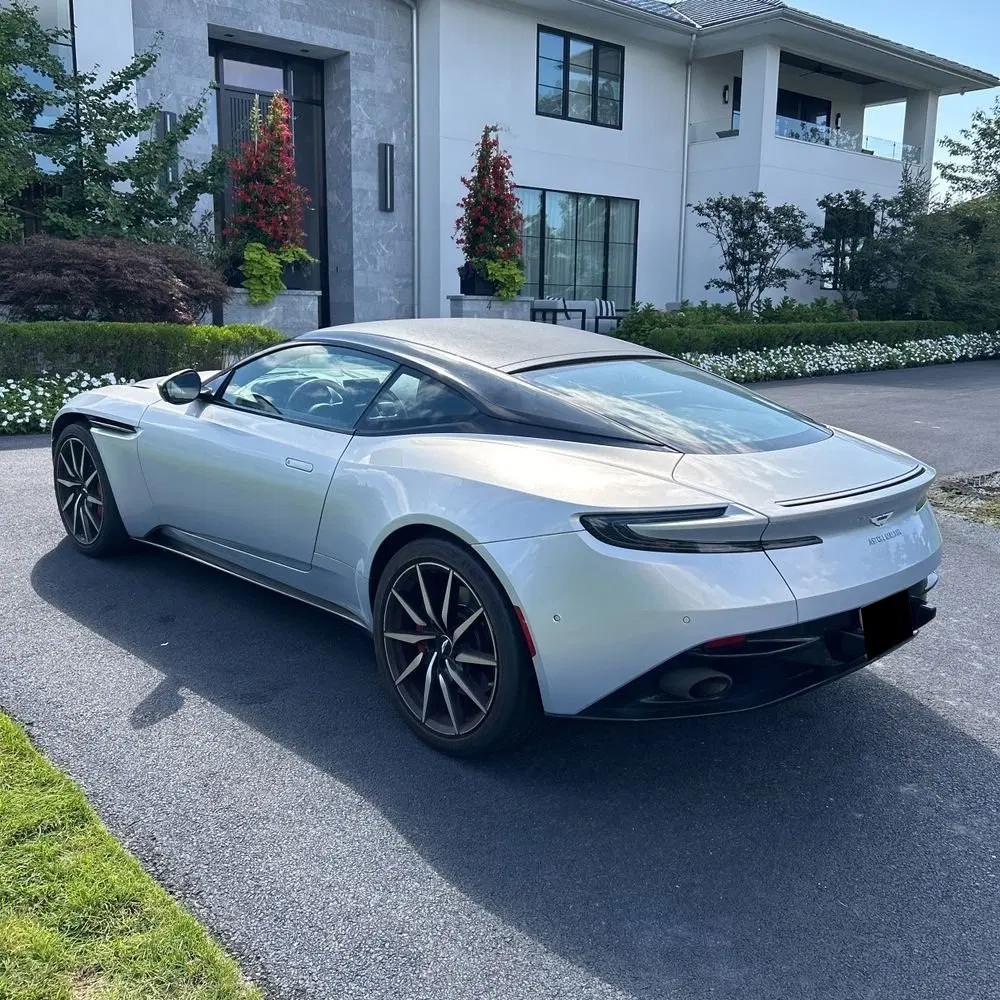 2018 Aston Martin DB11 Base