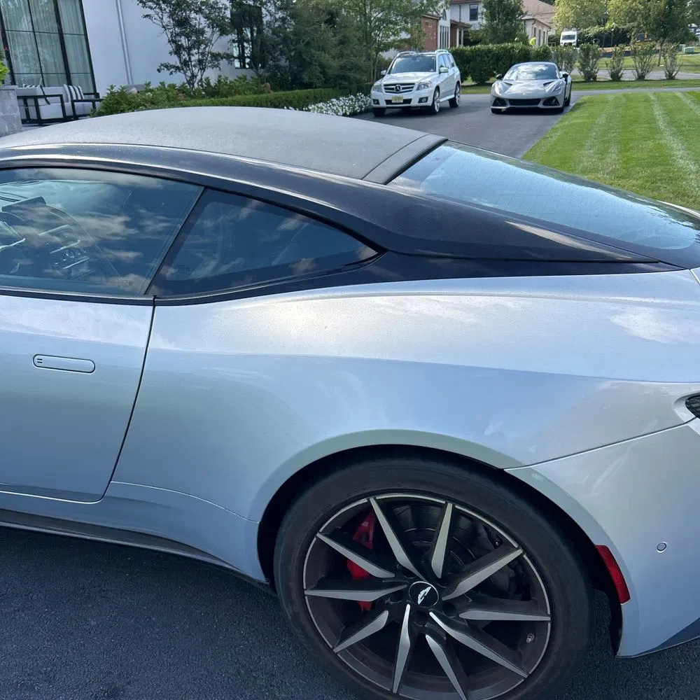 2018 Aston Martin DB11 Base