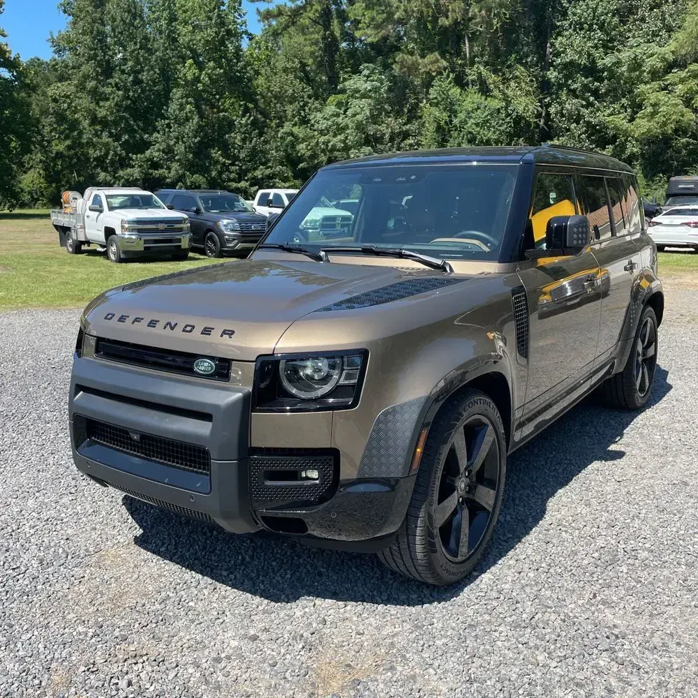 2025 Land Rover Defender 110 X-Dyn SE P400