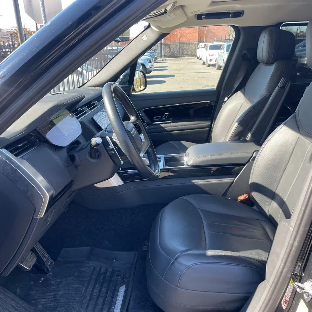 2023 Land Rover Range Rover P400 SE