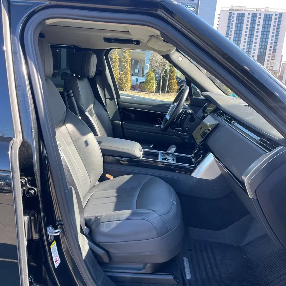 2023 Land Rover Range Rover P400 SE