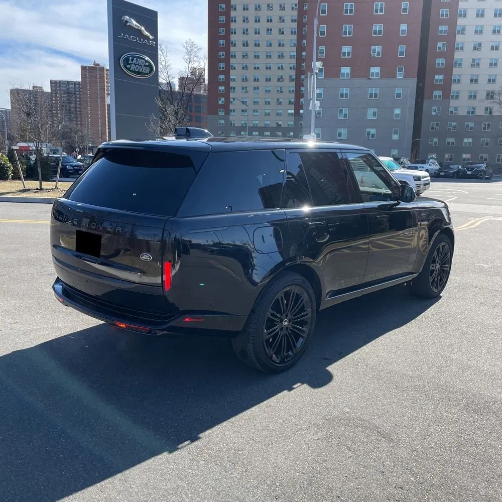 2023 Land Rover Range Rover P400 SE