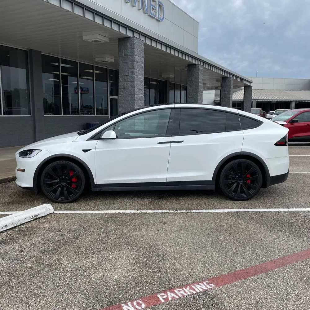 2023 Tesla Model X Plaid