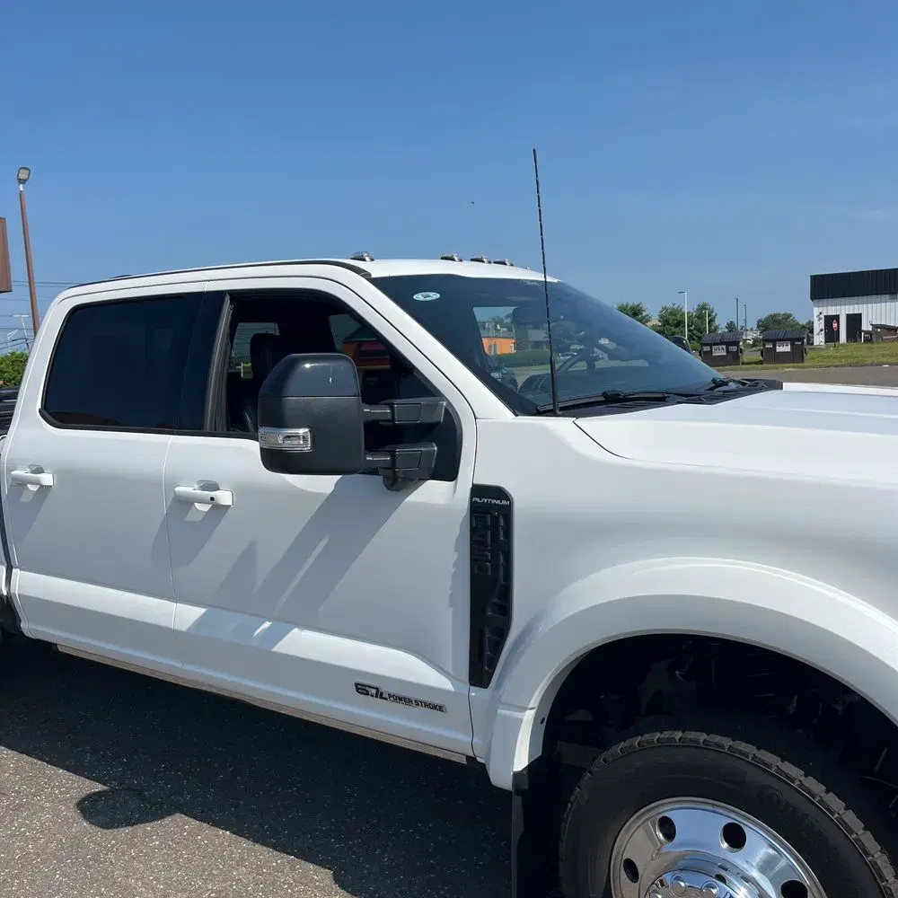 2025 Ford F-450 Super Duty Platinum