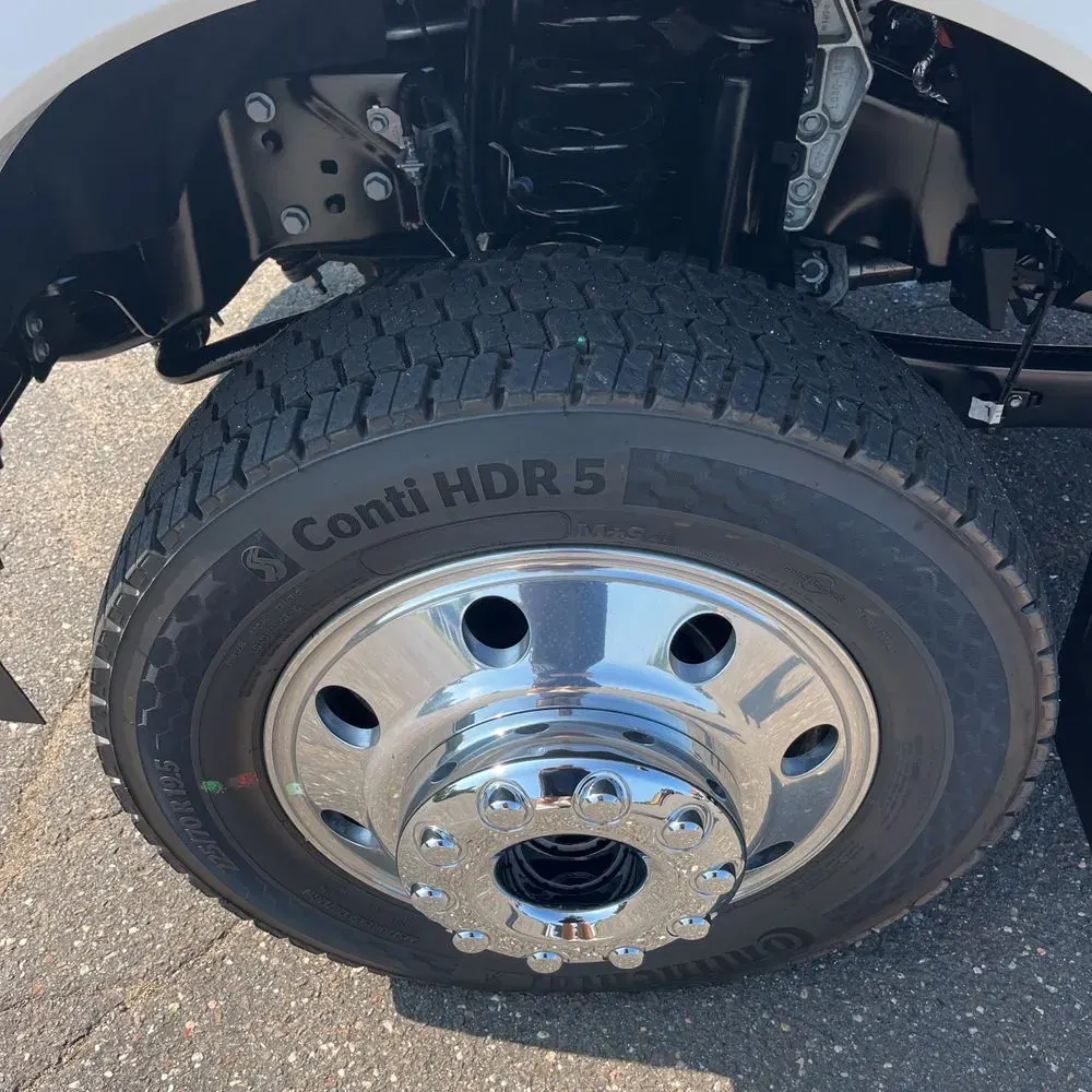 2025 Ford F-450 Super Duty Platinum