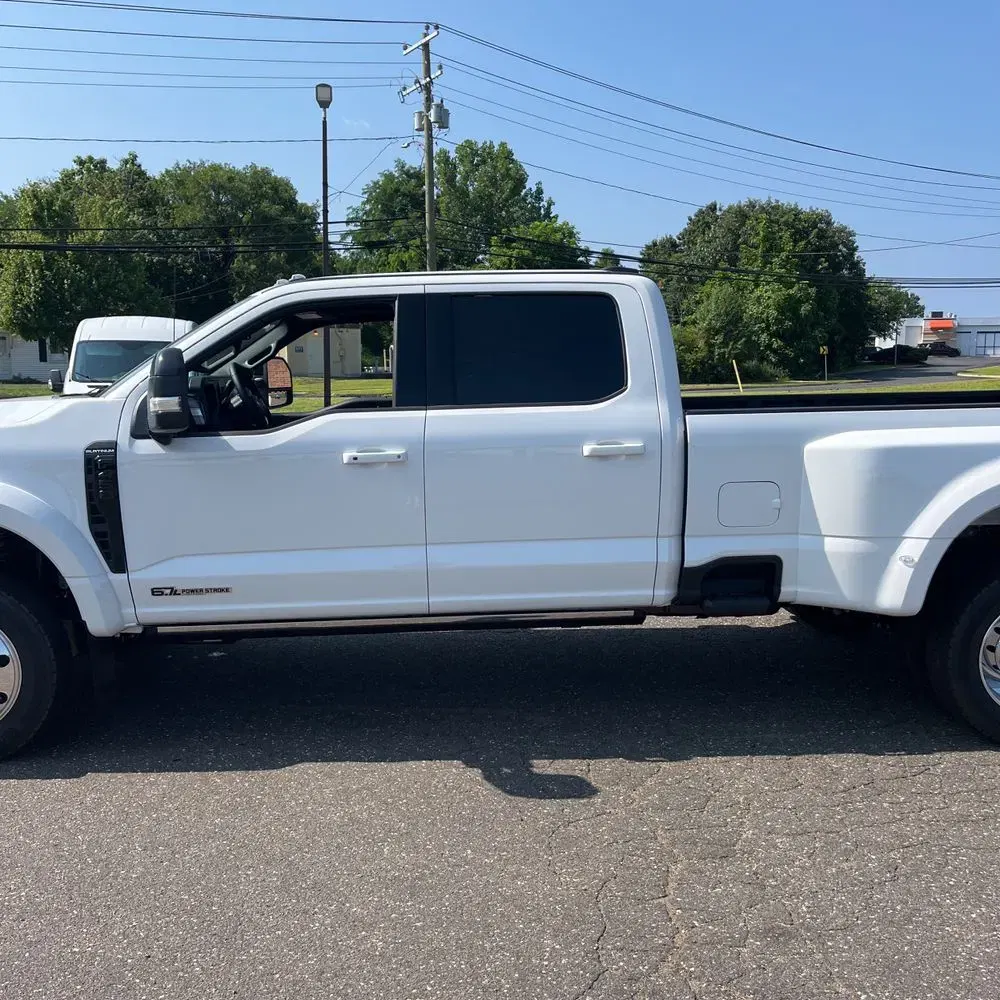 2025 Ford F-450 Super Duty Platinum